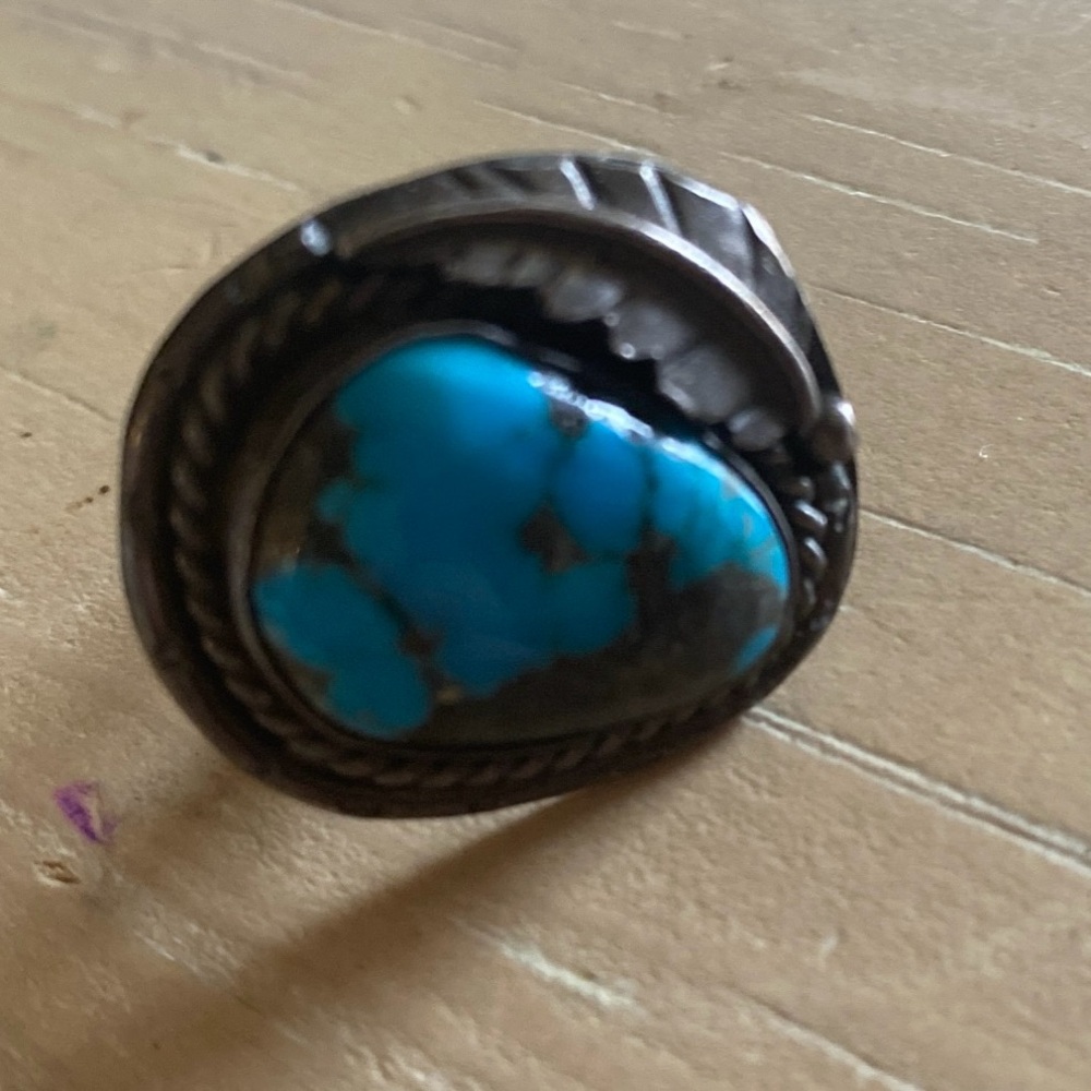 Vintage turquoise ring
